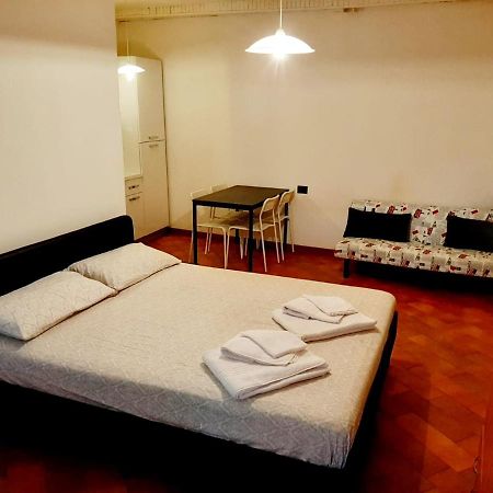 Il Vicolo By Turistica Apartment Domodossola Luaran gambar