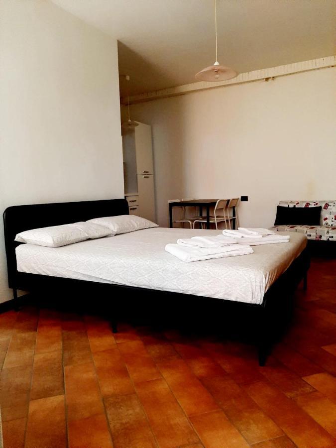 Il Vicolo By Turistica Apartment Domodossola Luaran gambar