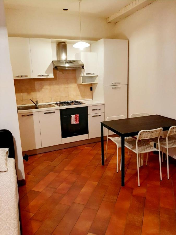 Il Vicolo By Turistica Apartment Domodossola Luaran gambar
